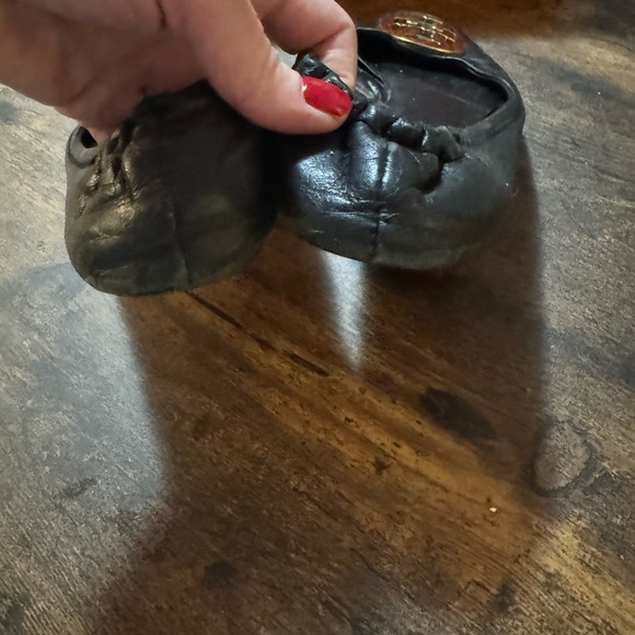 3 for 1 Deal - Tory Burch Black Leather Flats with Gold Logo plus more… - Picture 3 of 10